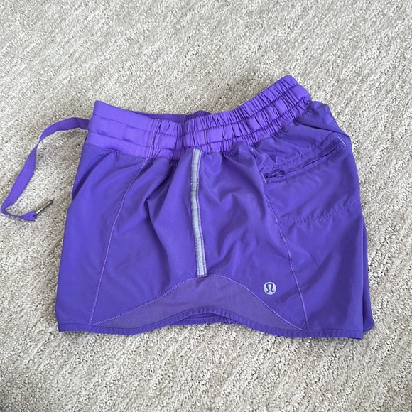 Lululemon shorts - Picture 3 of 3